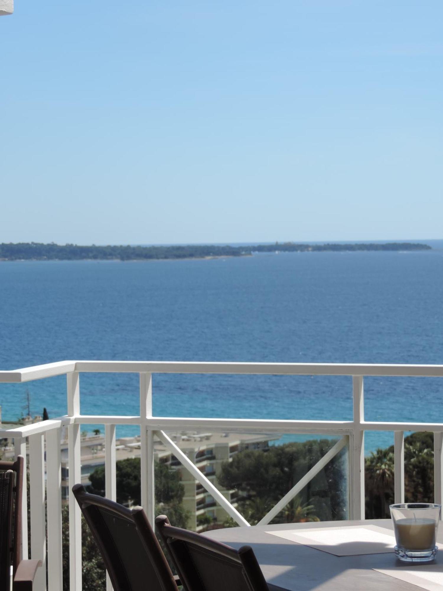 Francia Superbe F3 Balcon Vue Piscine
